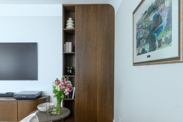 Sigmas mööbel peitkapp